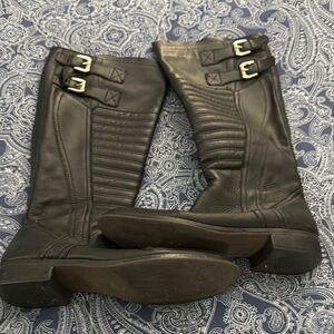 Black Leather Buckle Boots